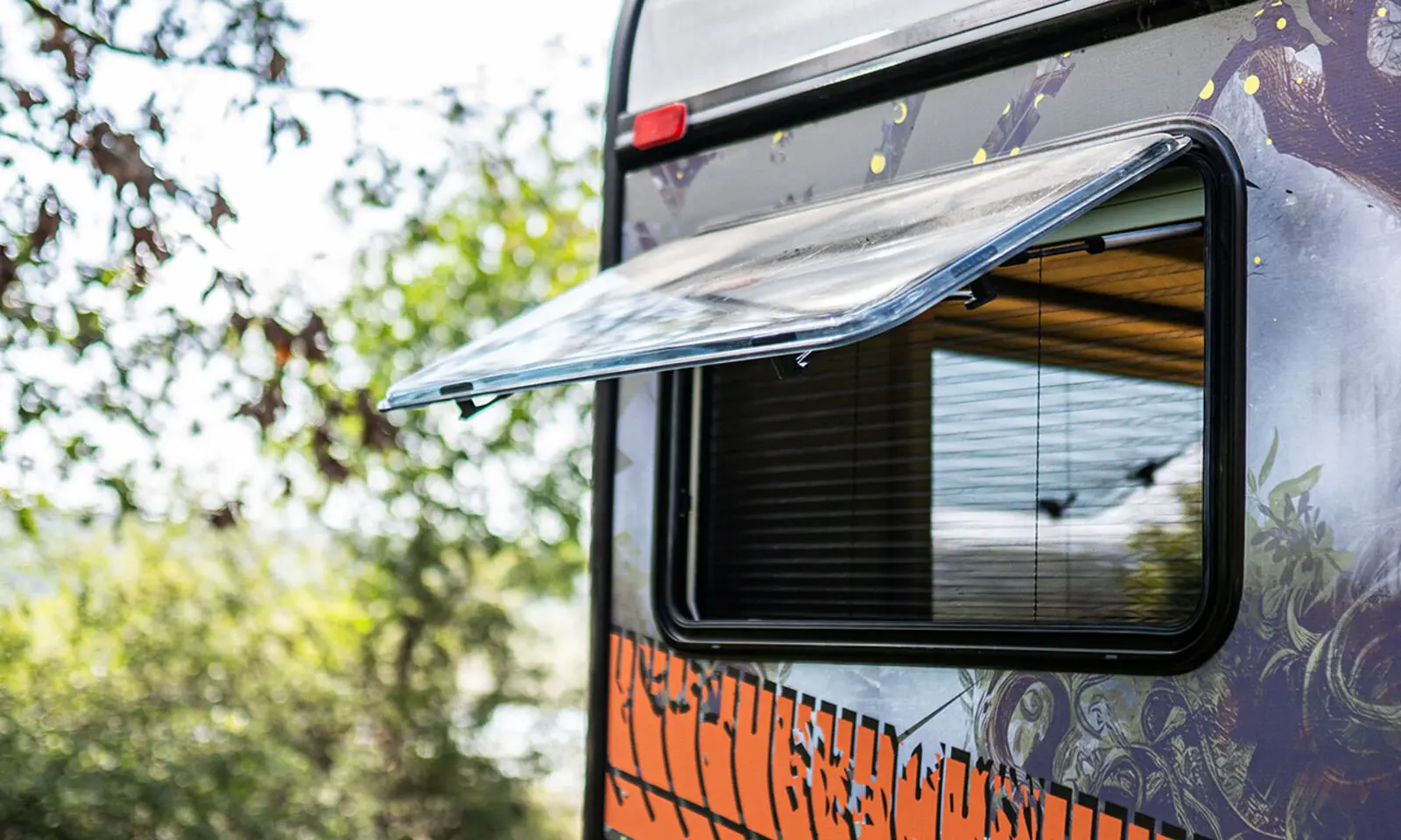 ARCHURAY OMNİ 4.10 Off-Road Karavan Yan Profil
